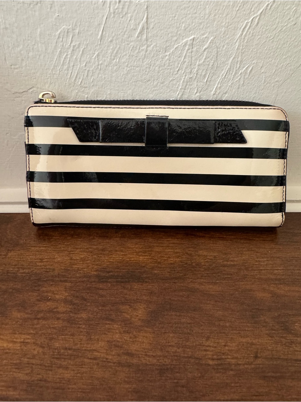Kate Spade Striped Black and White Women's Zip Wallet